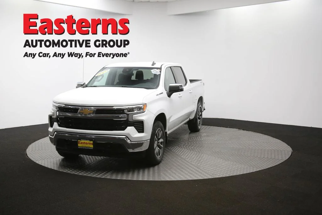 Used 2022 White Chevrolet LT image 54
