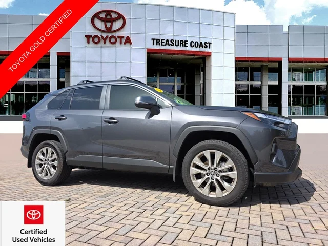 2025 Toyota RAV4 XLE Premium