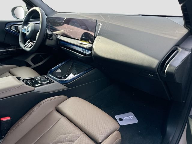 New 2026 Beige BMW 30 xDrive image 24
