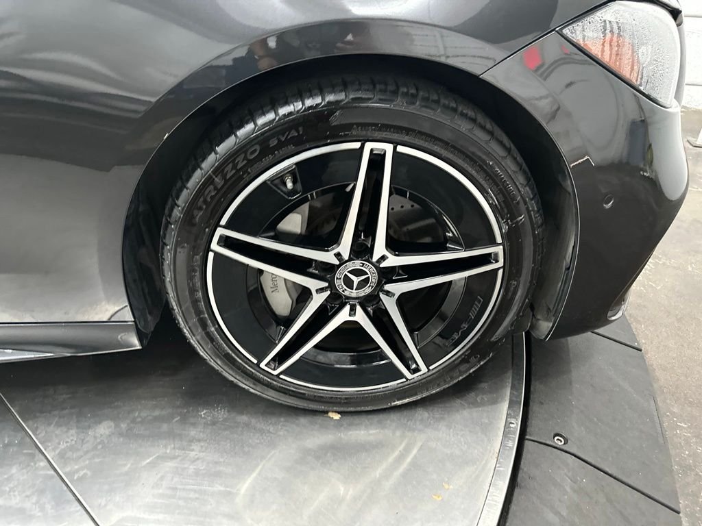 Used 2022 Black Mercedes-Benz C 300 image 9