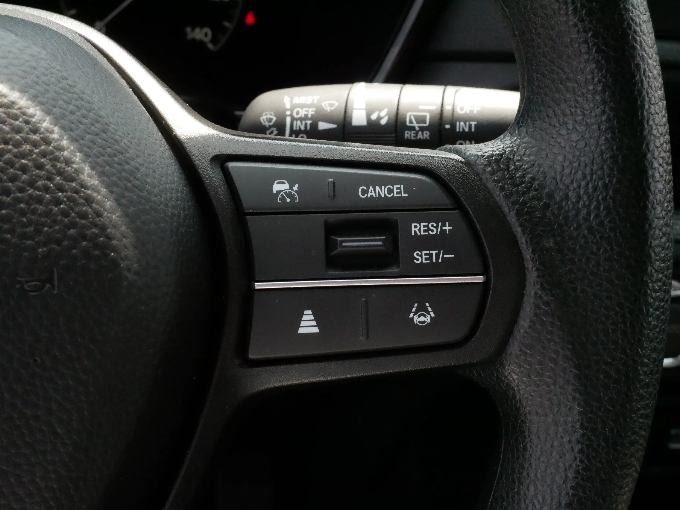 Used 2026 Platinum White Pearl Honda EX image 25