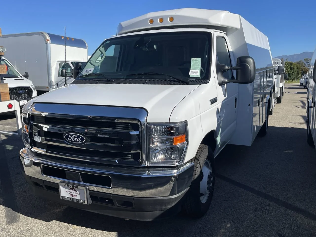 New 2026 Oxford White Ford  image 3