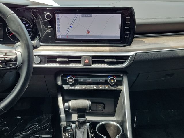 Used 2021 Black Kia EX image 32