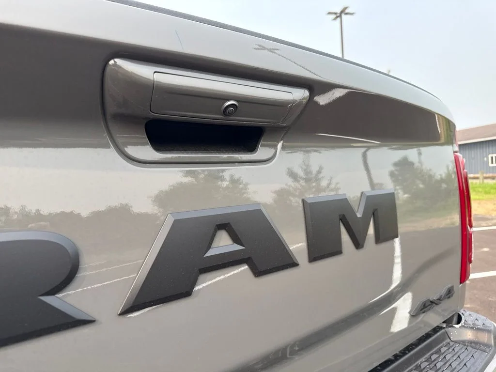 New 2026 Ceramic Gray Clear-Coat Exterior Paint RAM LARAMIE image 19