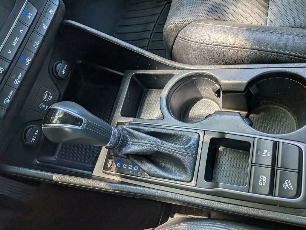 Used 2017 Gray Hyundai Limited image 21