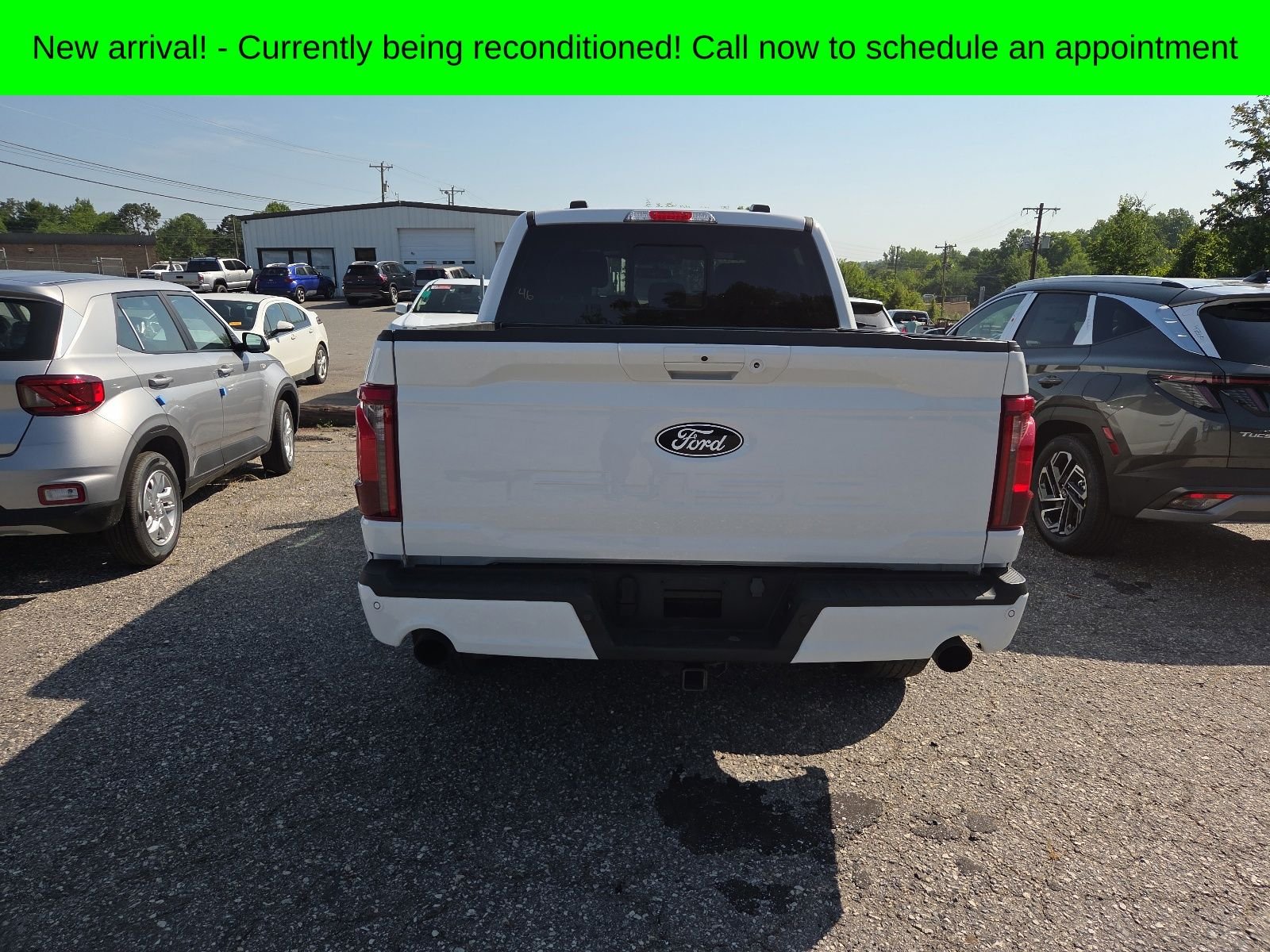 Used 2024 Oxford White Ford XLT image 5