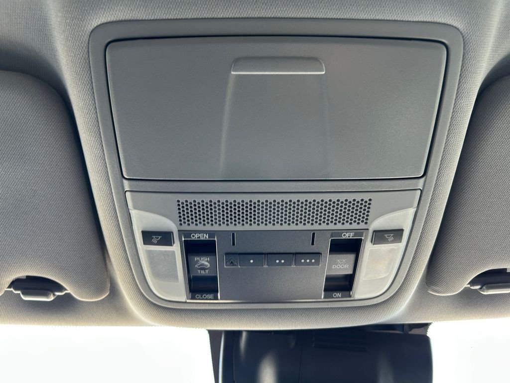 Used 2020 Gray Acura 3.5L image 29