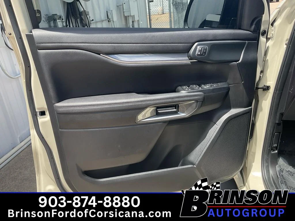 Used 2025 Desert Sand Ford LARIAT image 22