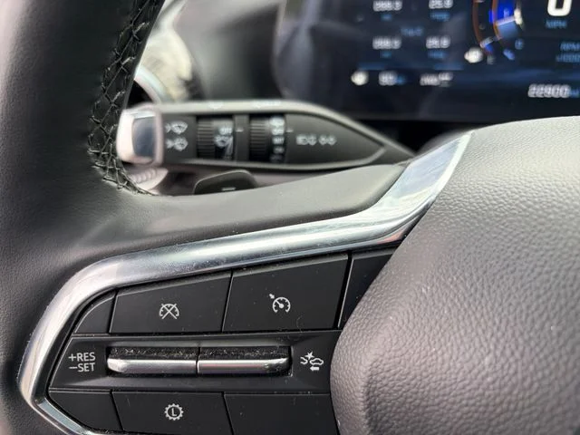 Used 2025 Gray Chevrolet LT image 29