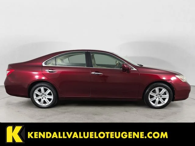 Used 2007 Red Lexus 350 image 4