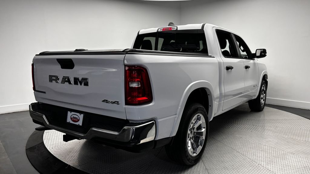 Used 2025 White Ram Big Horn/Lone Star image 43