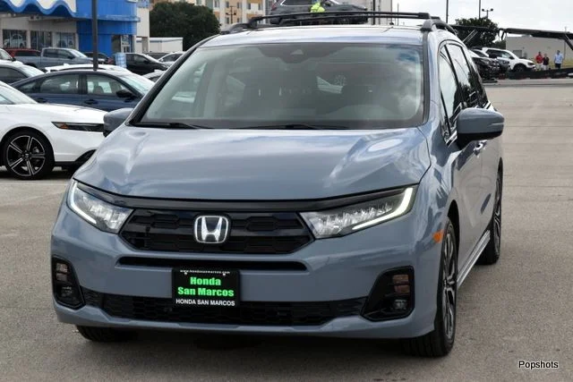 2026 Honda Odyssey Elite's photo