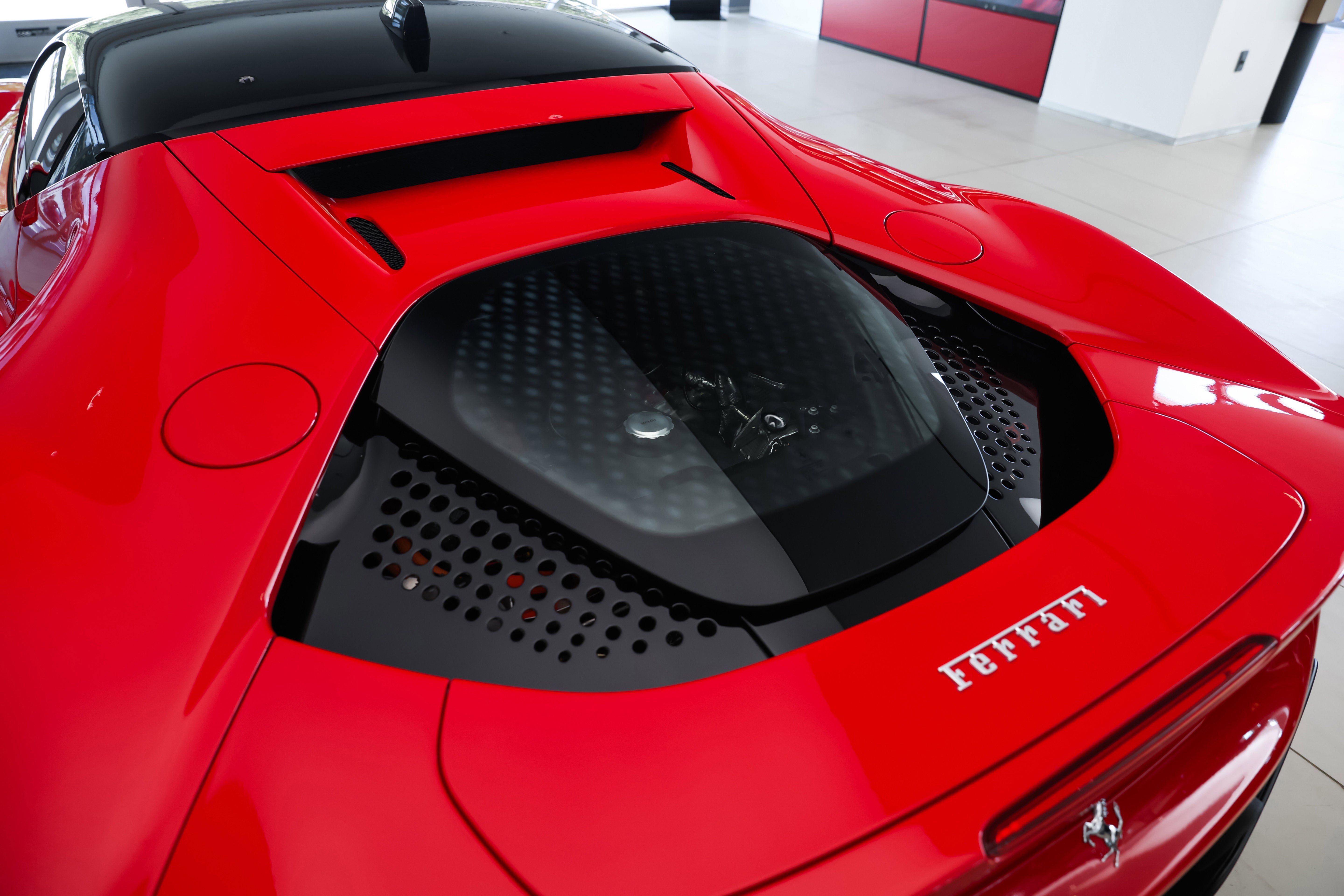 Used 2022 Rosso Corsa Ferrari  image 27