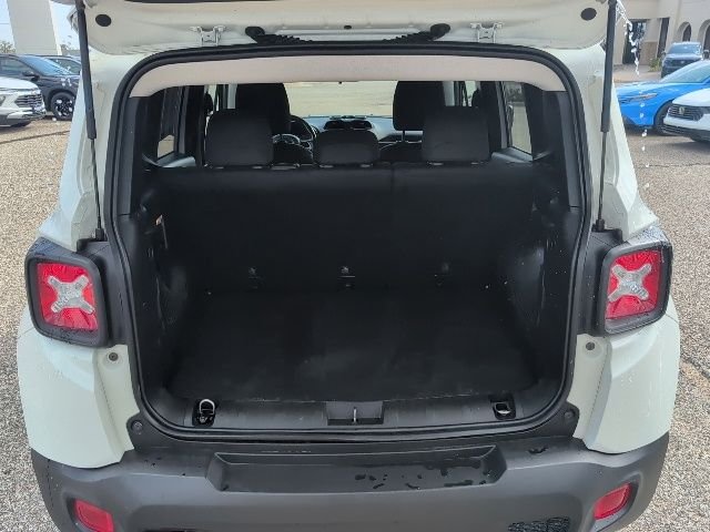 Used 2020 White Jeep Trailhawk image 22