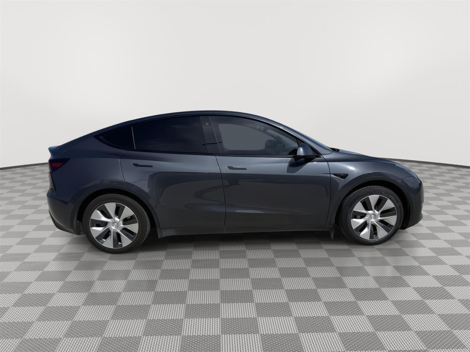 Used 2021 Midnight Silver Metallic Tesla Long Range image 8