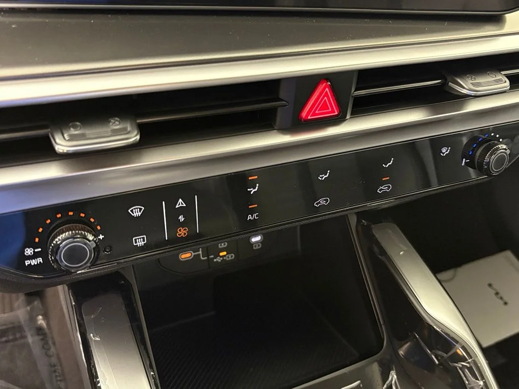 New 2026 Gray Kia LX image 27