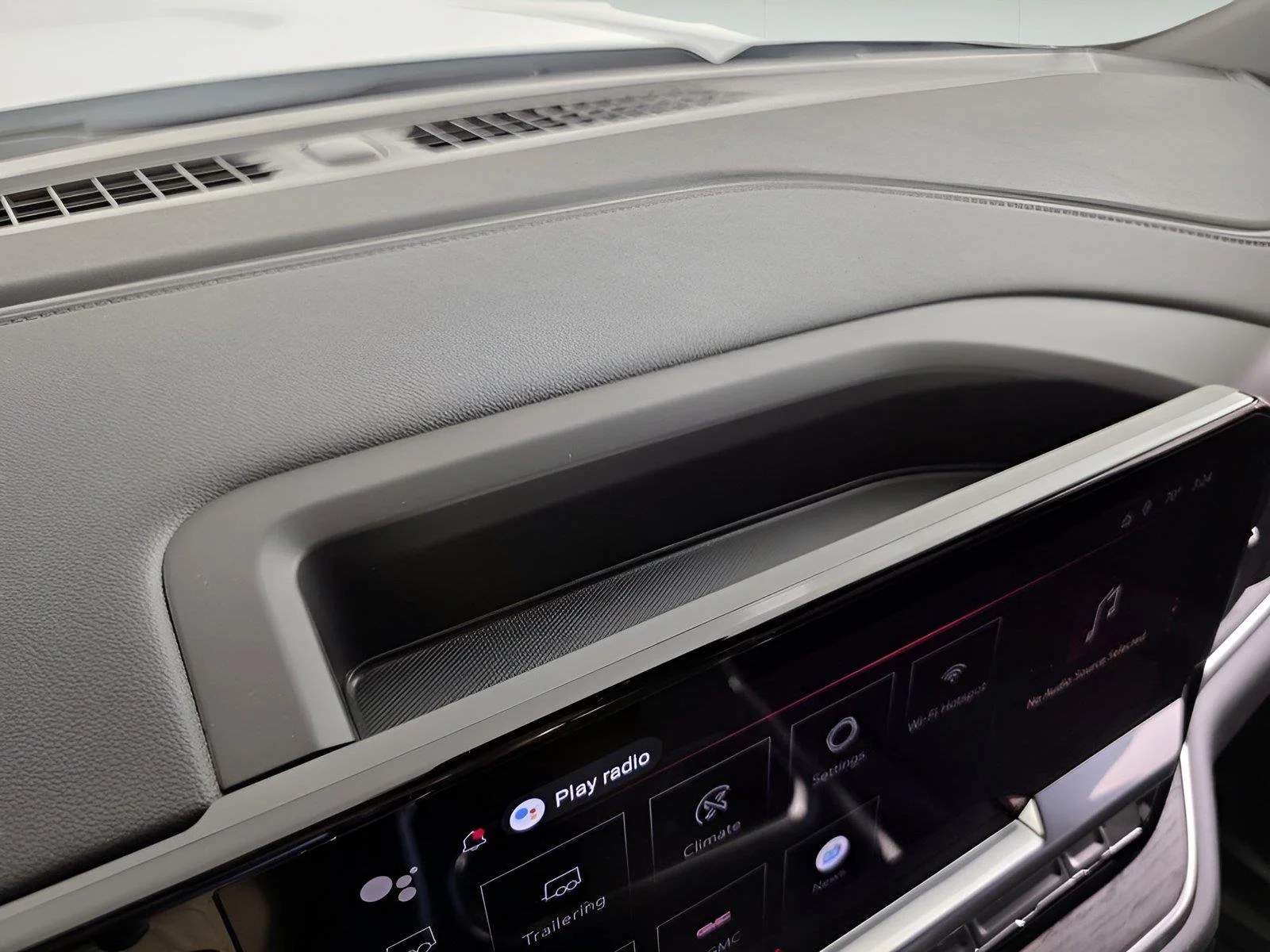 2025 GMC Sierra 2500HD SLT - Photo 59