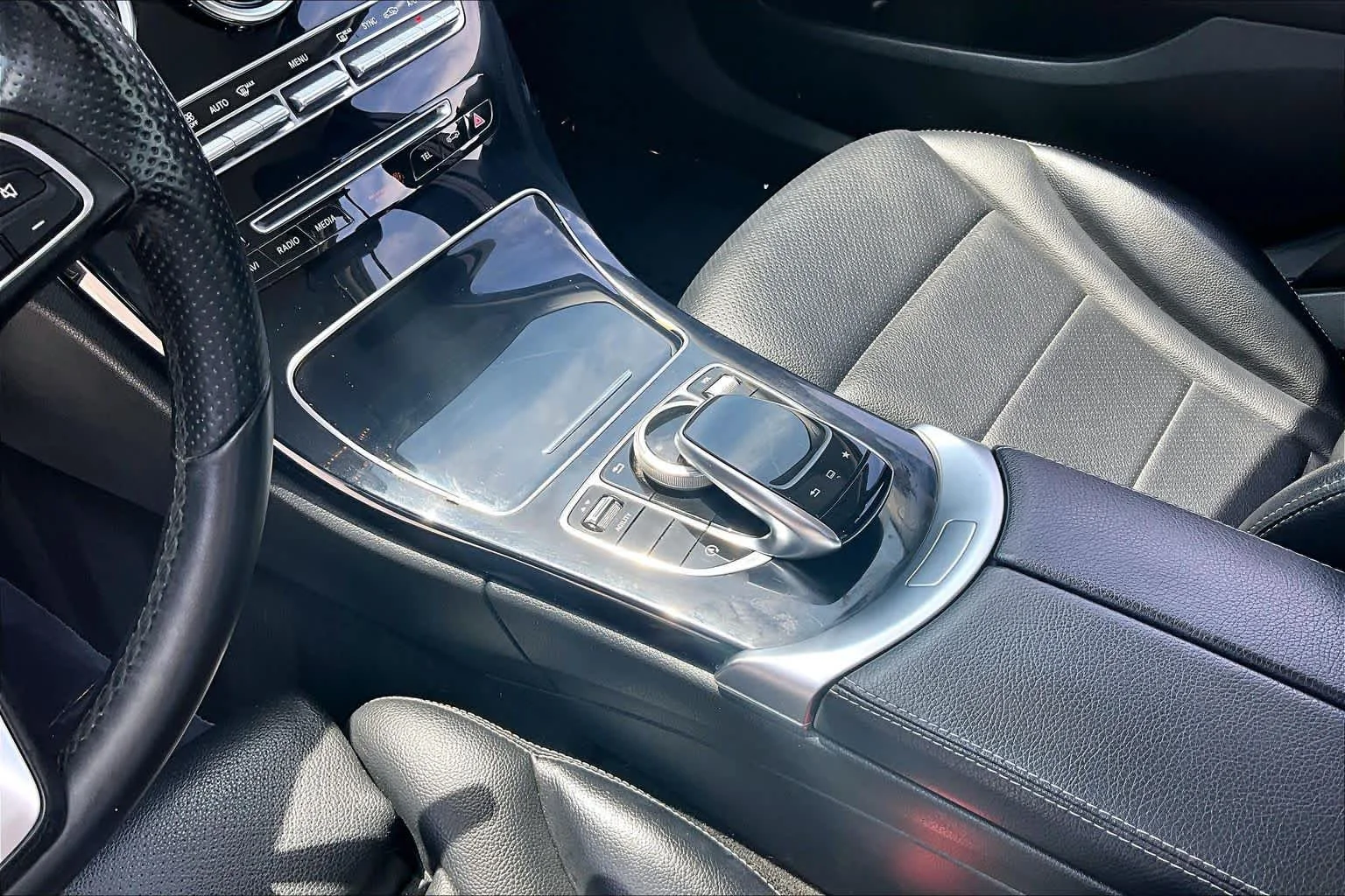 Used 2015 Obsidian Black Metallic Mercedes-Benz C 300 image 32