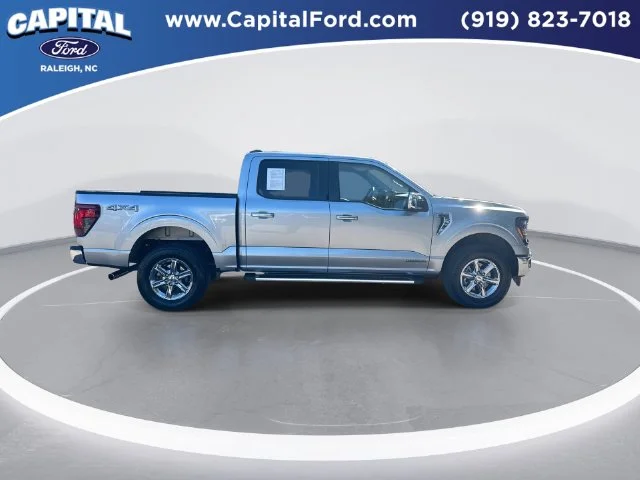 Used 2024 Silver Ford XLT image 9