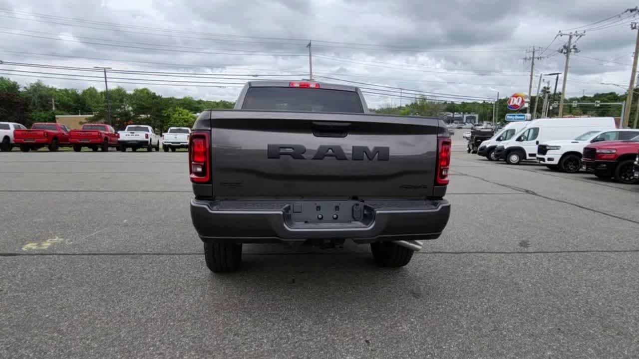 New 2026 Granite Crystal Metallic Clearcoat RAM Black Express image 7