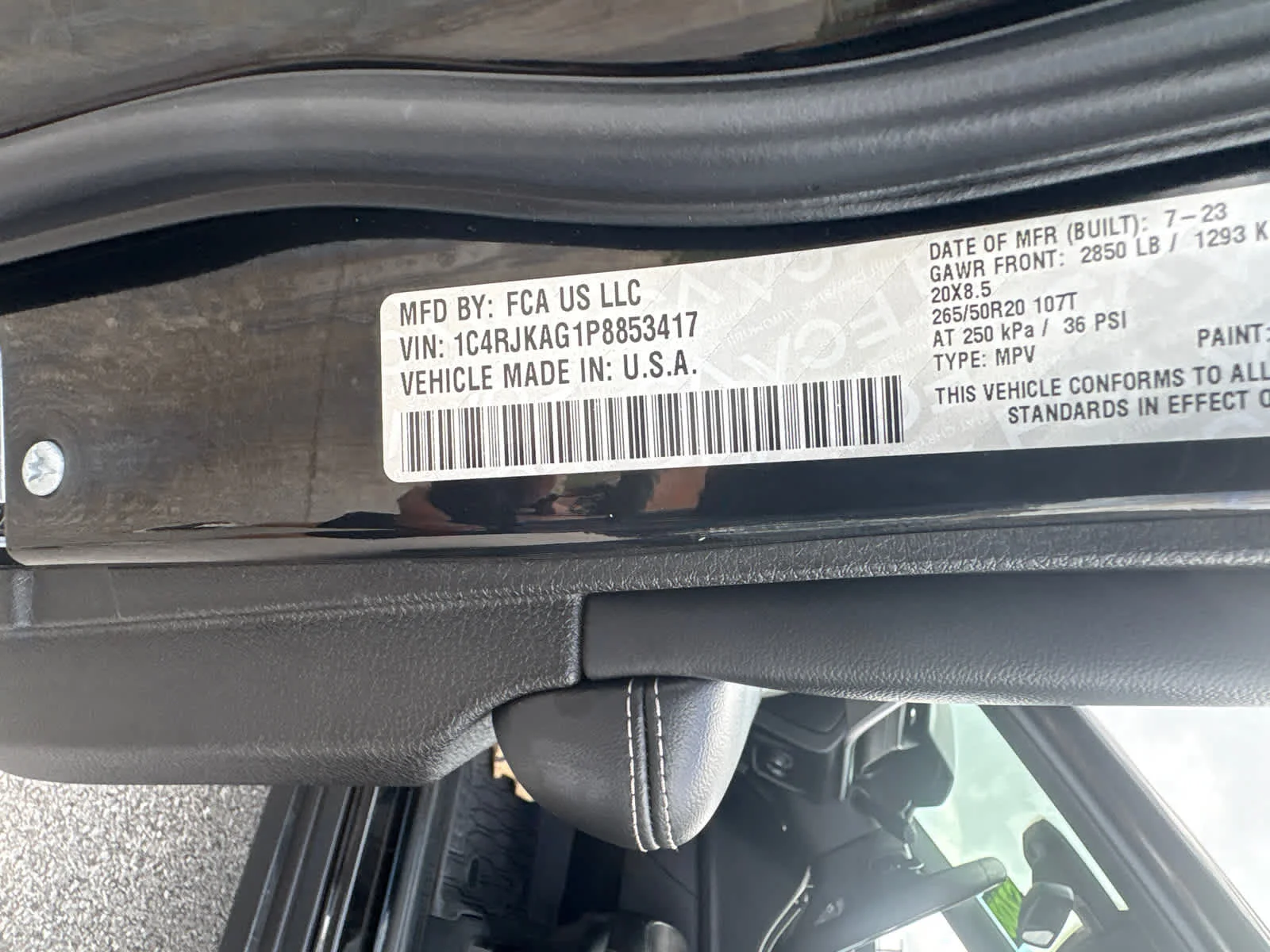 Used 2023 Diamond Black Crystal Pearlcoat Jeep Altitude X image 32