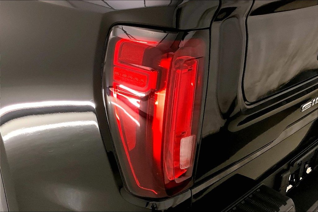 Used 2026 Onyx Black GMC AT4 image 28