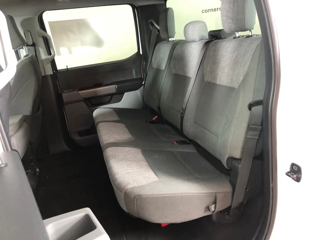 Certified Used 2025 Oxford White Ford XLT image 16