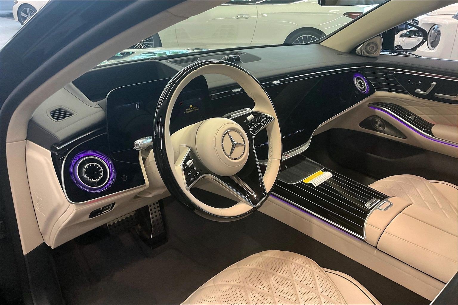 New 2027 MANUFAKTUR Black Sparkling Mercedes-Benz S 580 image 17