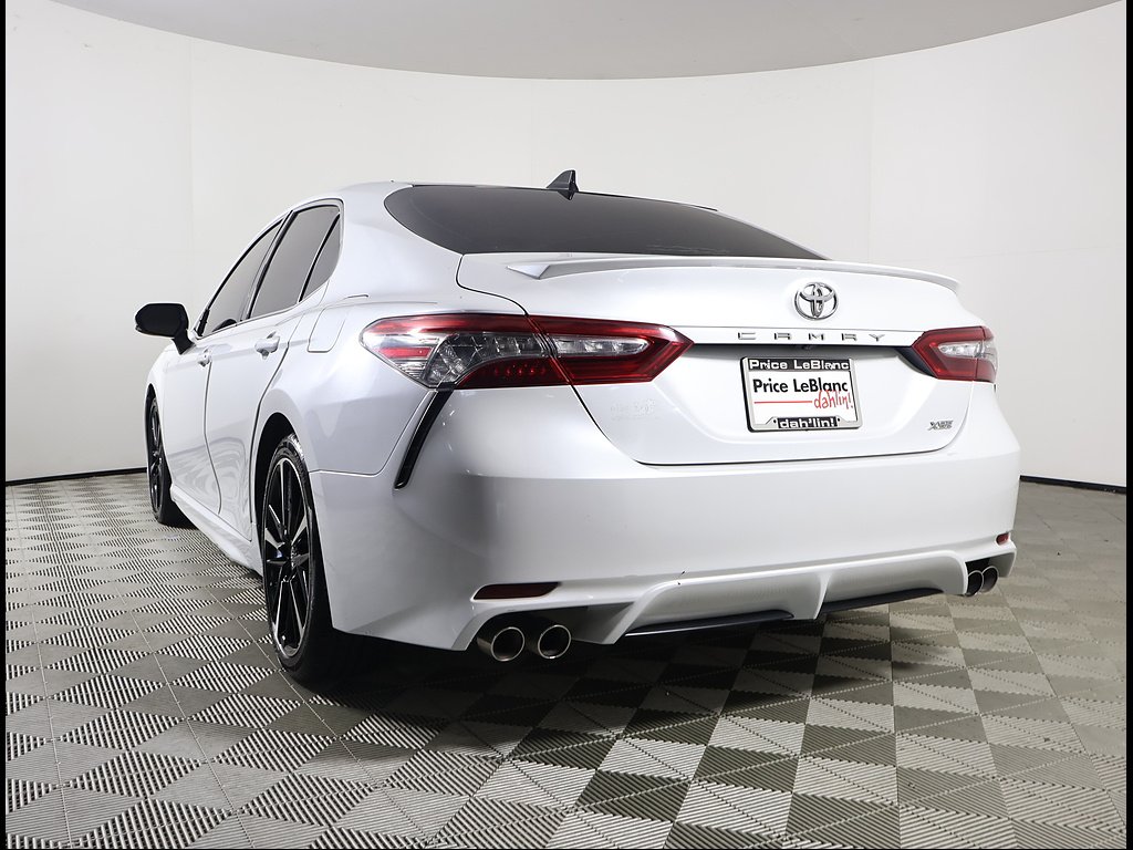 Used 2019 WHITE Toyota XSE image 4