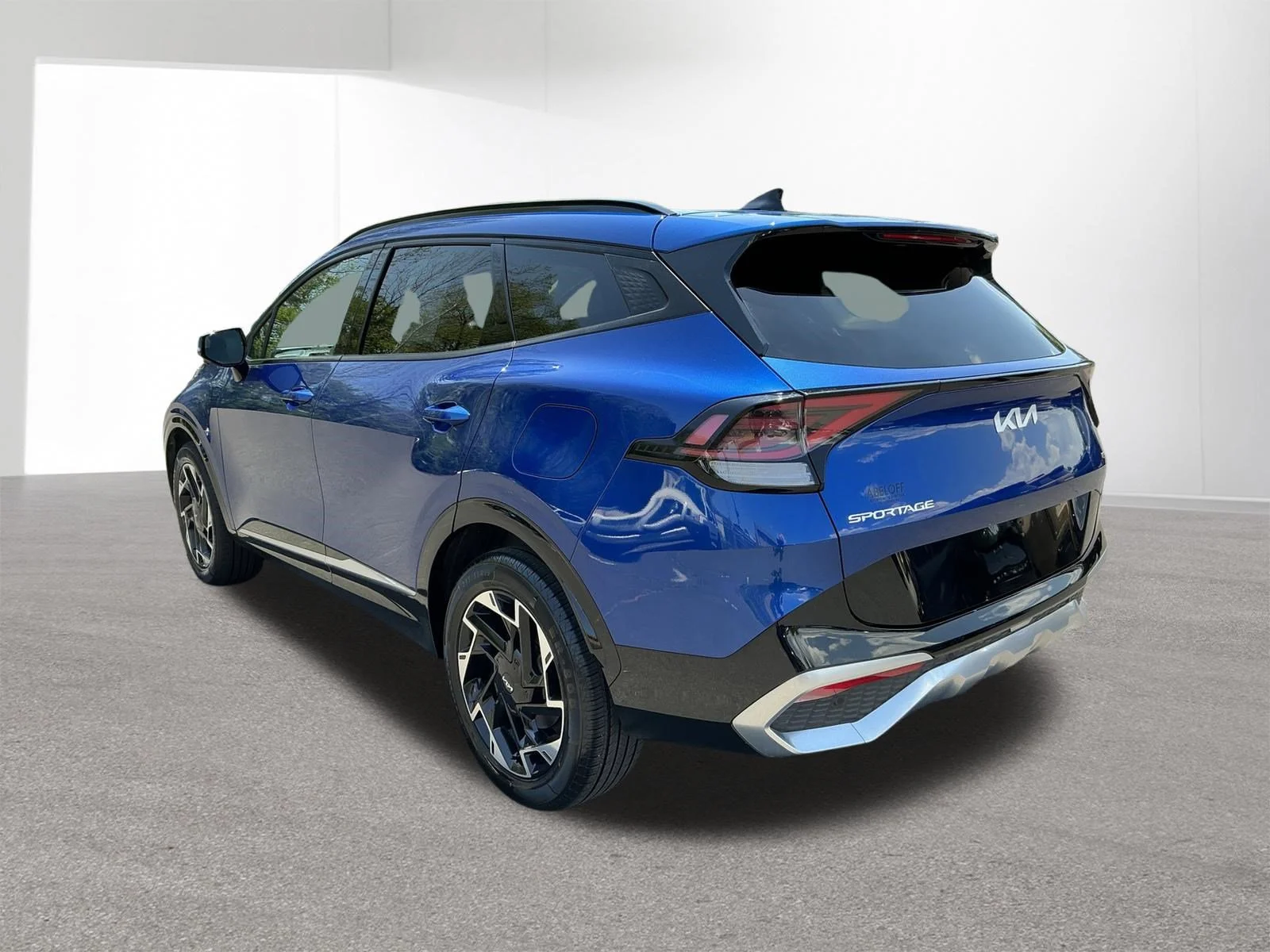 Used 2023 Blue Kia SX-Prestige image 5