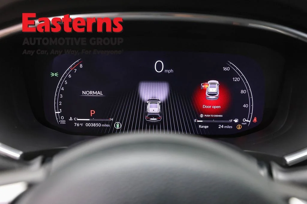 Used 2023 White Acura Technology image 17