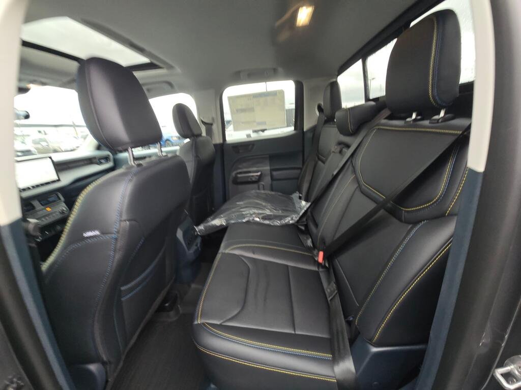 New 2026 Carbonized Gray Metallic Ford Maverick Lobo™ image 13