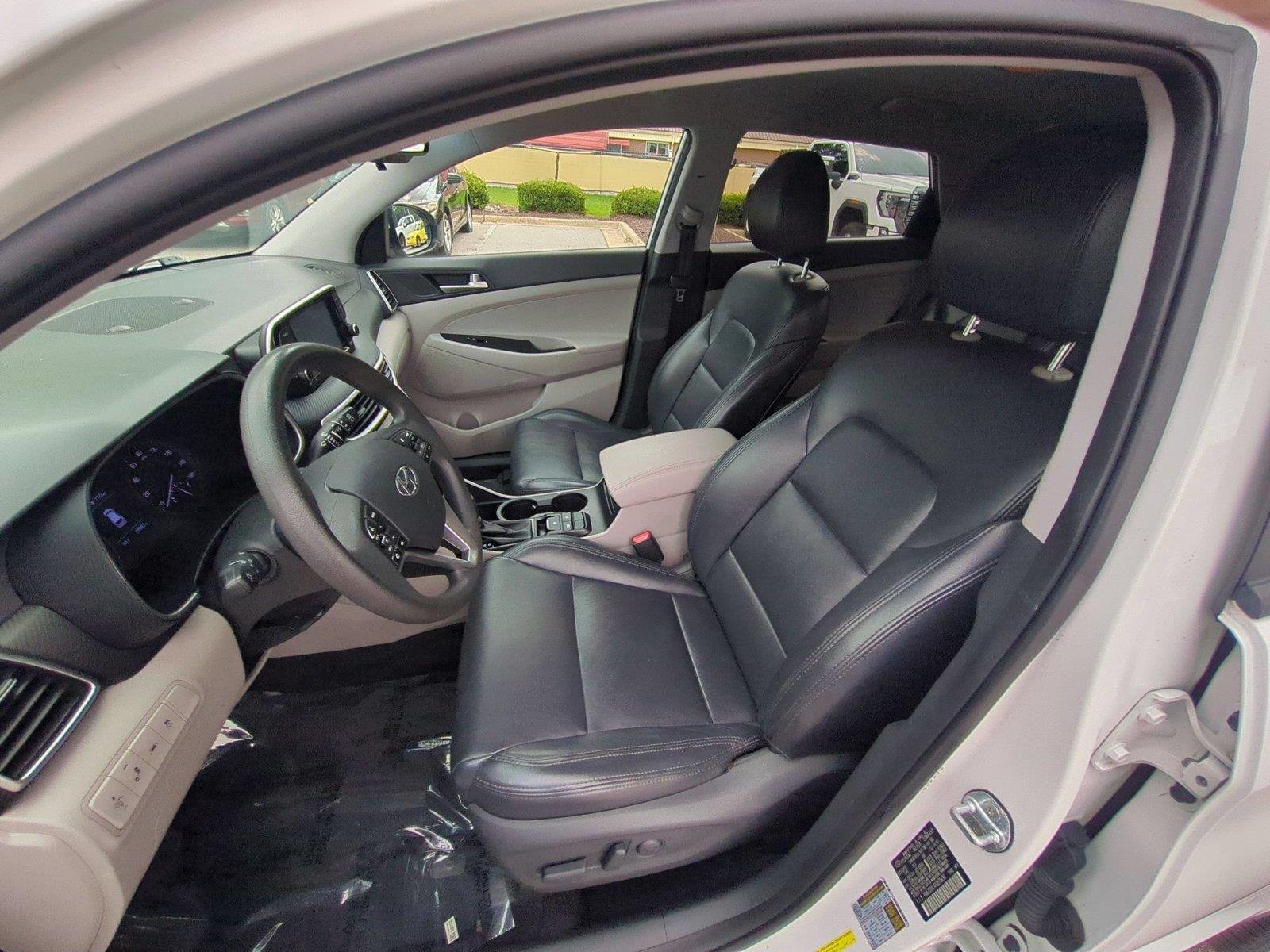 Used 2019 White Pearl Hyundai SEL image 18