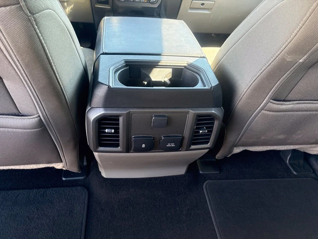 Used 2018 Silver Ford XLT image 40