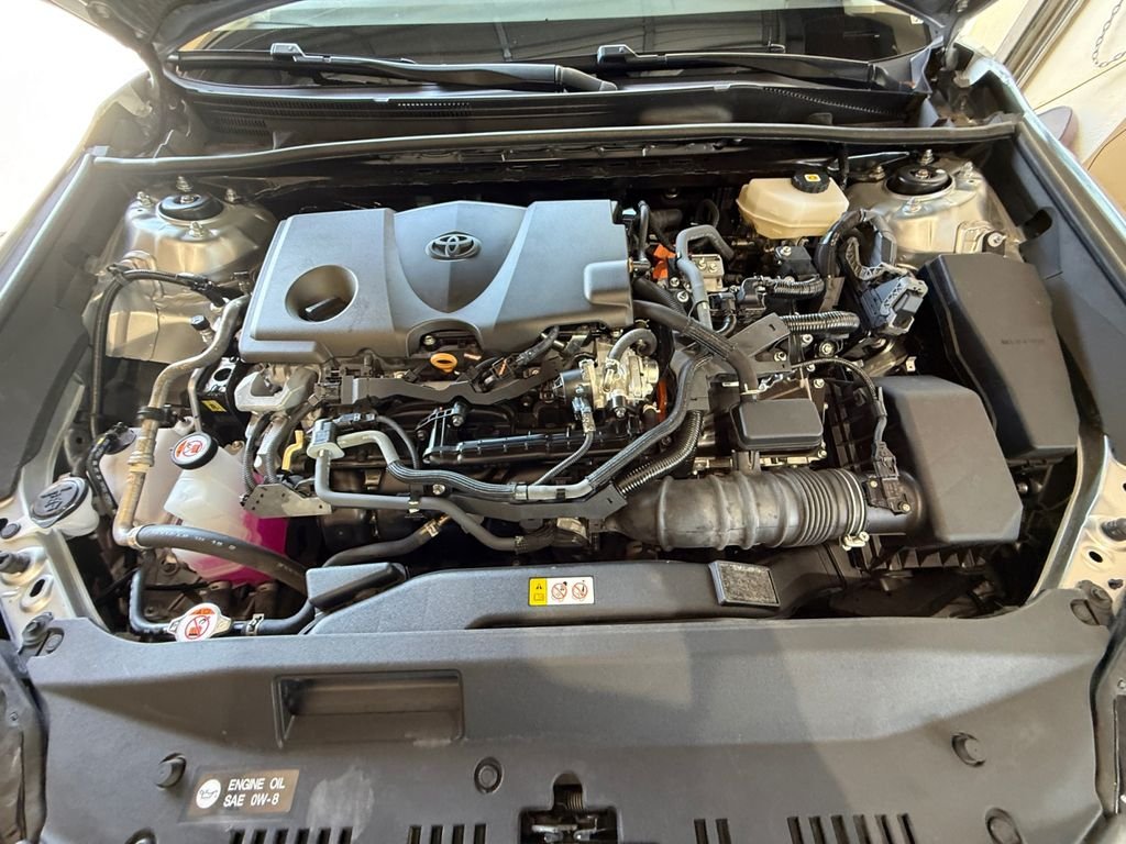 Used 2025 Silver Toyota LE image 20