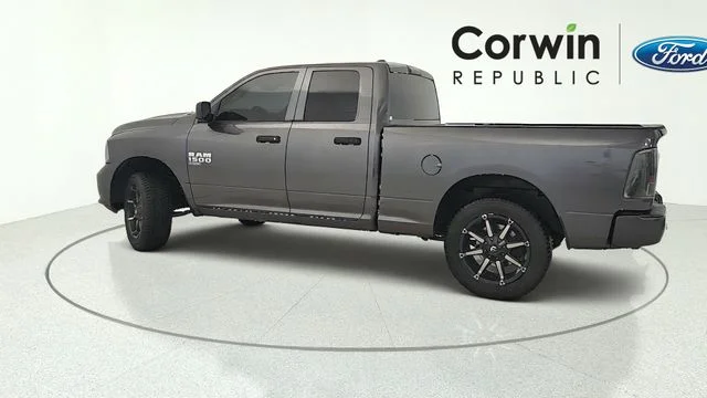 Used 2019 Granite Crystal Clearcoat Metallic Ram Express image 3