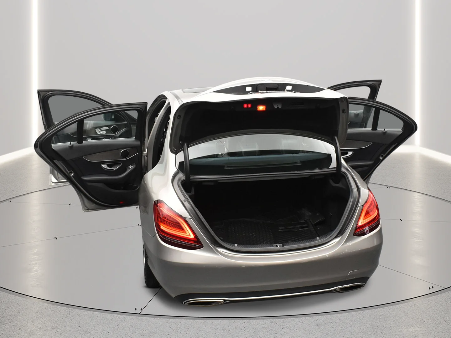 Used 2019 Selenite Grey Metallic Mercedes-Benz C 300 image 29