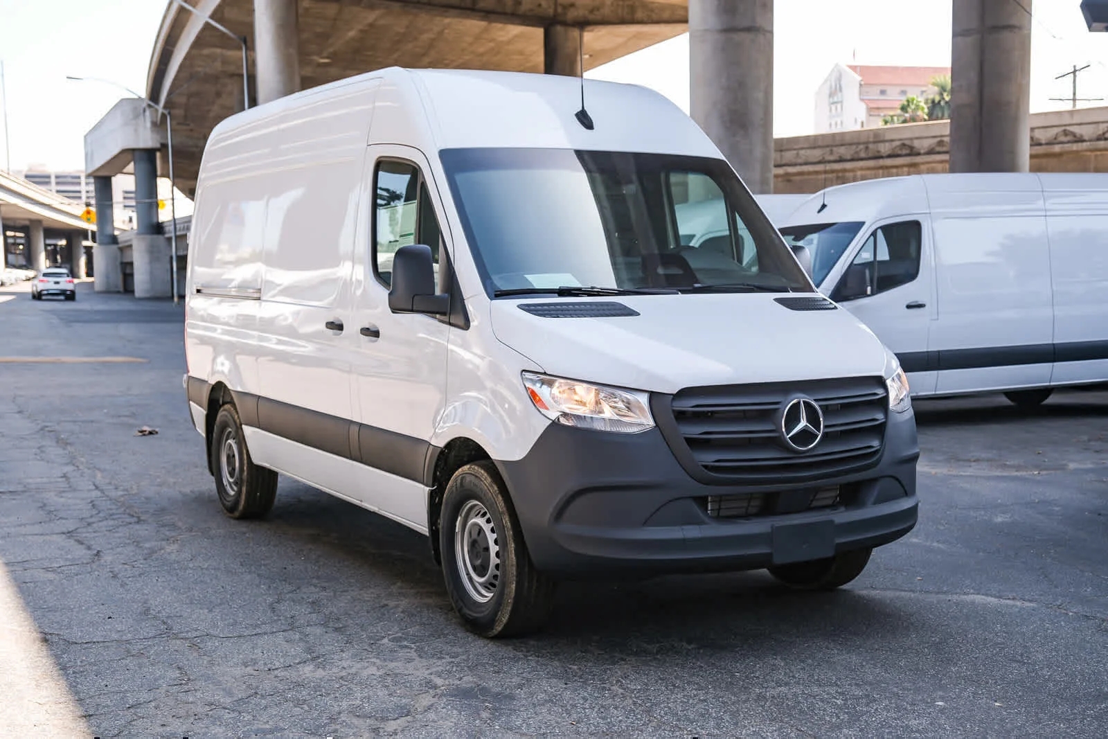 New 2026 Arctic White Mercedes-Benz Cargo 170ExtWB High Roof RWD 2.0L I4 Diesel Turbo image 17