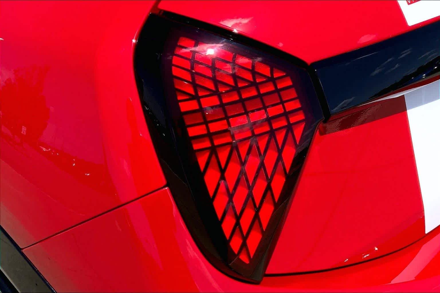 New 2026 Chili Red II MINI Iconic image 14