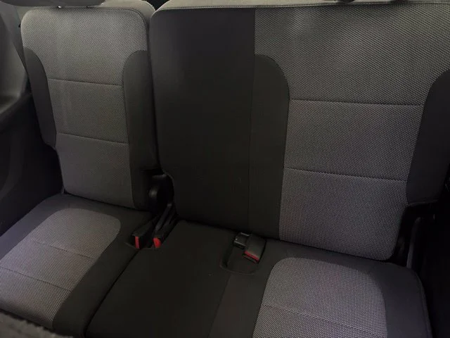 Used 2023 Green Chevrolet LT image 28