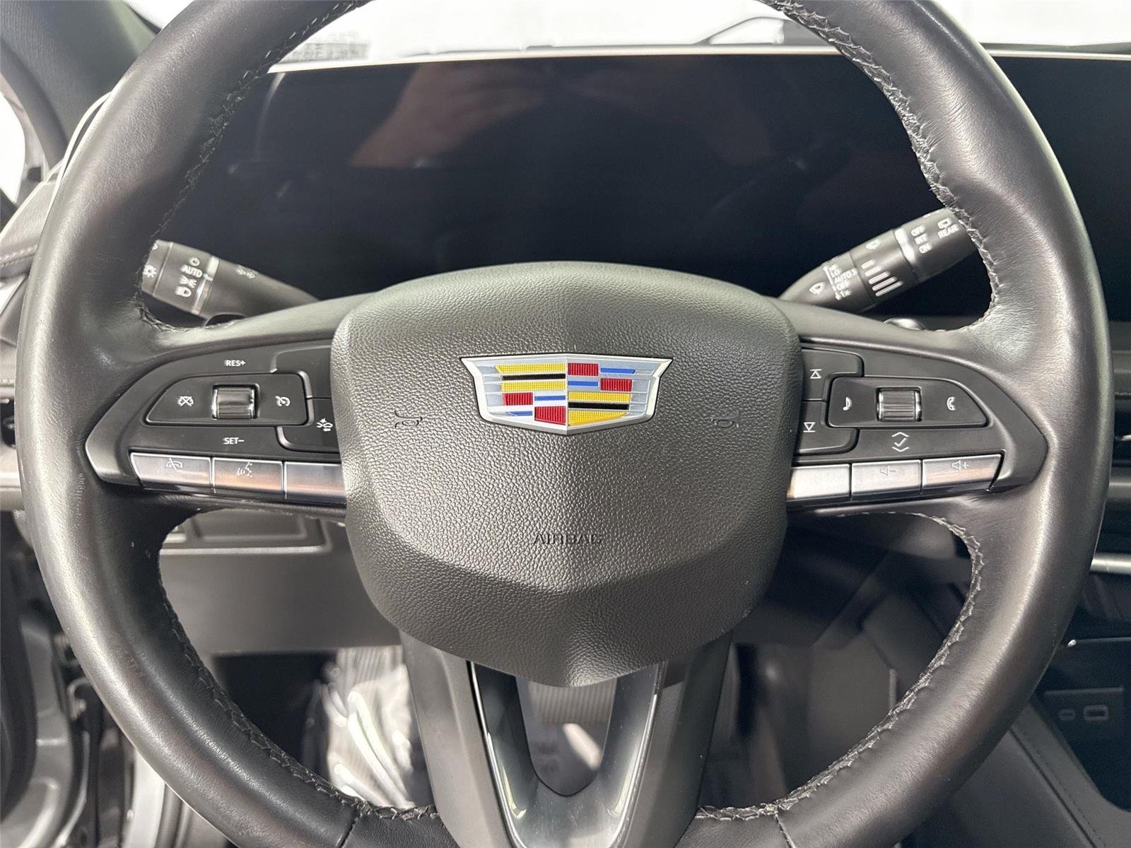 Used 2025 Argent Silver Metallic Cadillac FWD Premium Luxury image 16