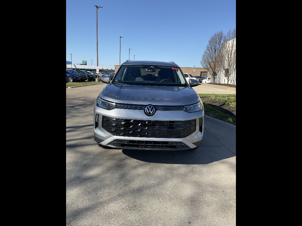 New 2026 Pyrite Silver Metallic Volkswagen S 4Motion image 2