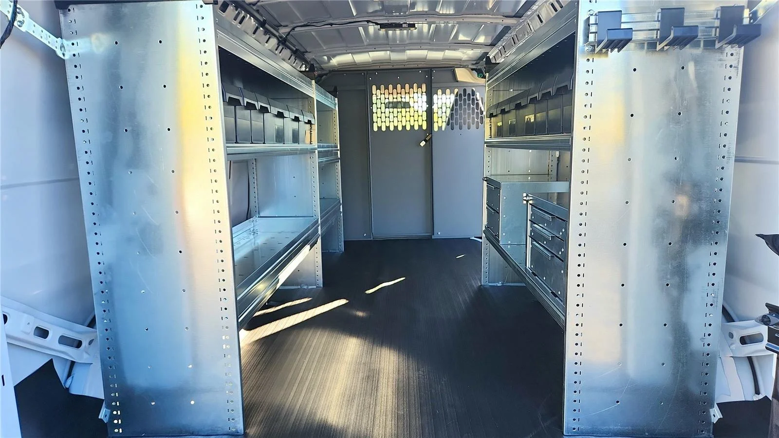 2025 Chevrolet Express Cargo Work Van - Photo 8