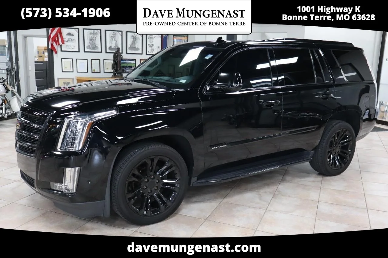 2019 Cadillac Escalade AWD Luxury's photo