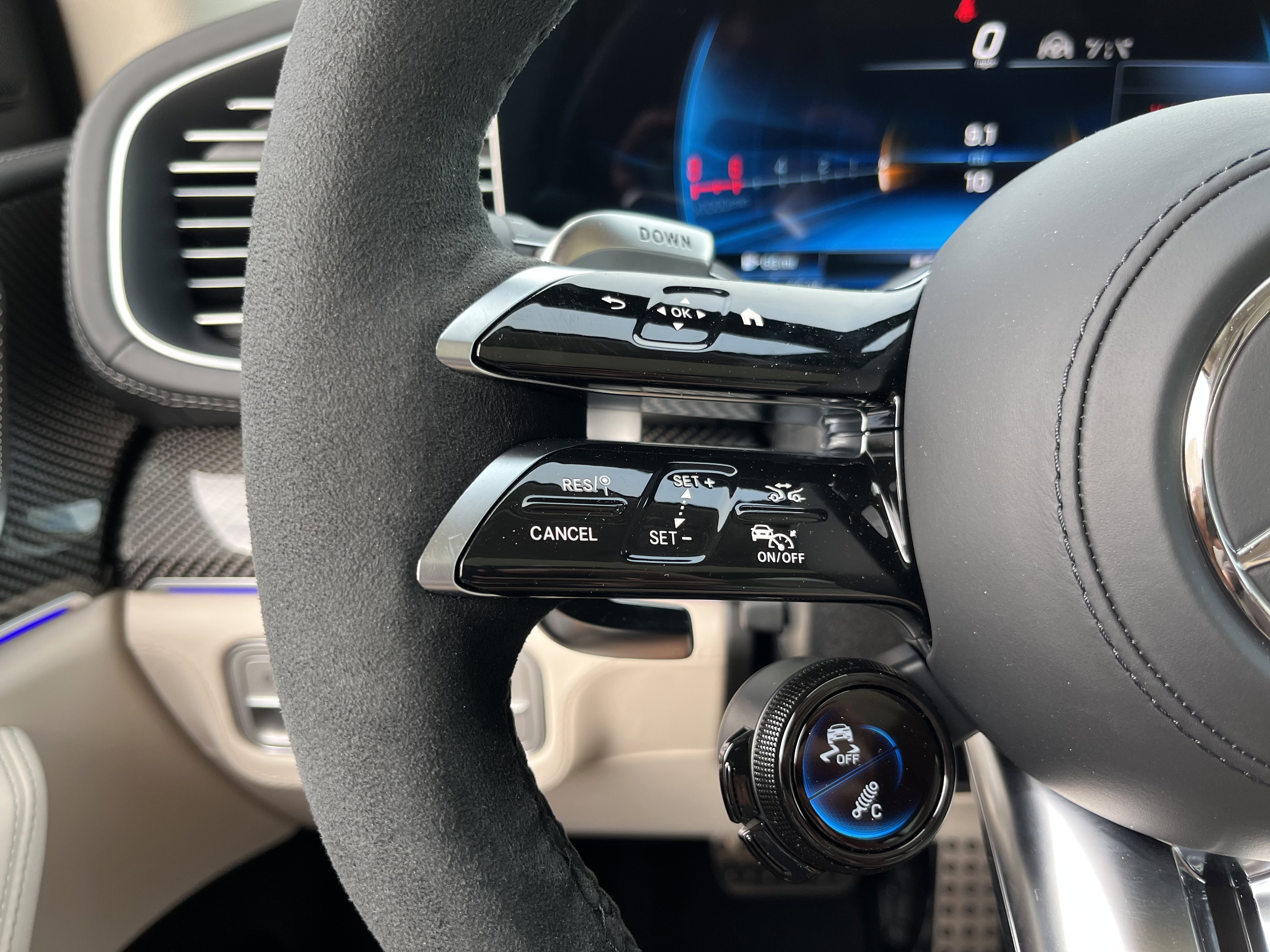 New 2026 TWILIGHT BLUE Mercedes-Benz AMG® GLE 53 image 26