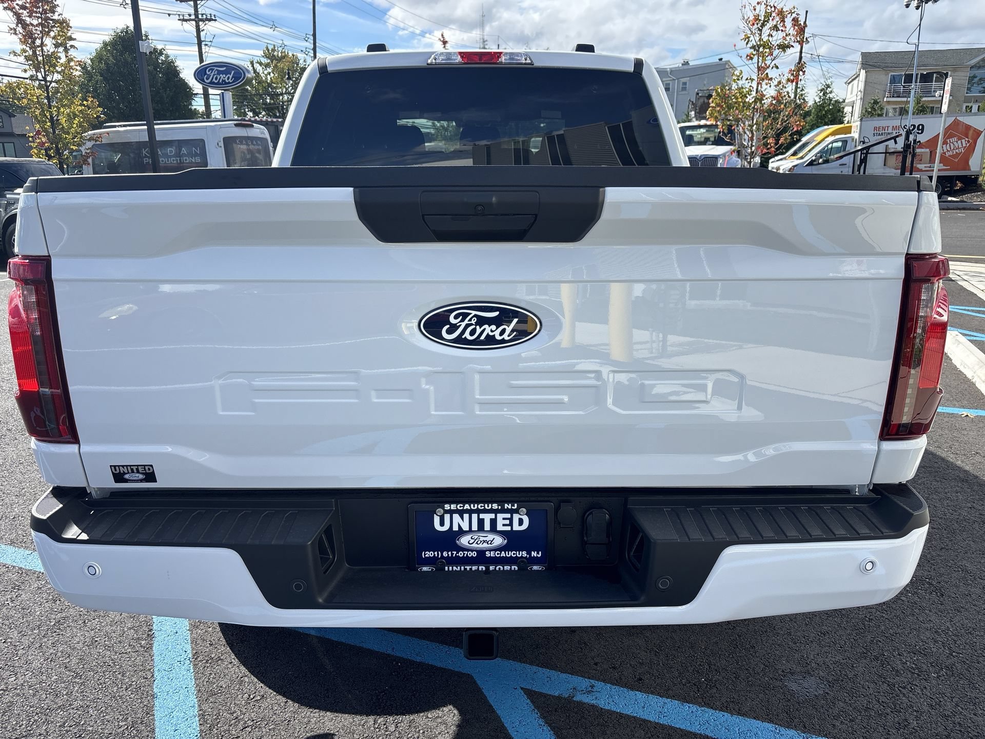 New 2026 Oxford White Ford STX® image 29