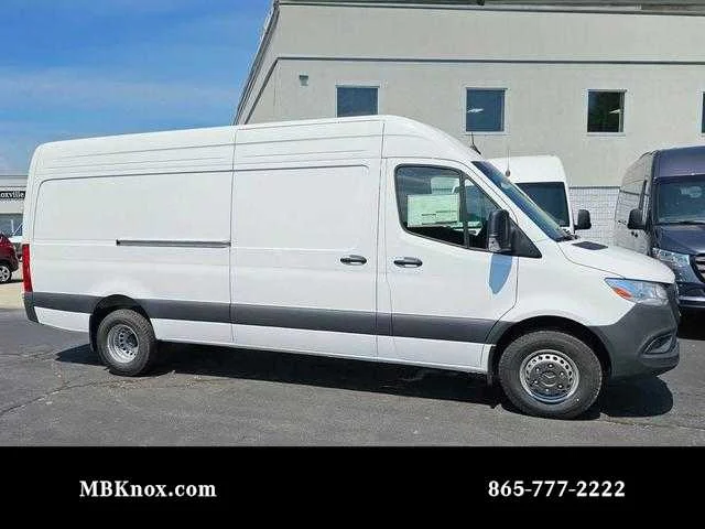2024 Mercedes-Benz Sprinter 3500XD 170 WB HO High Roof's photo