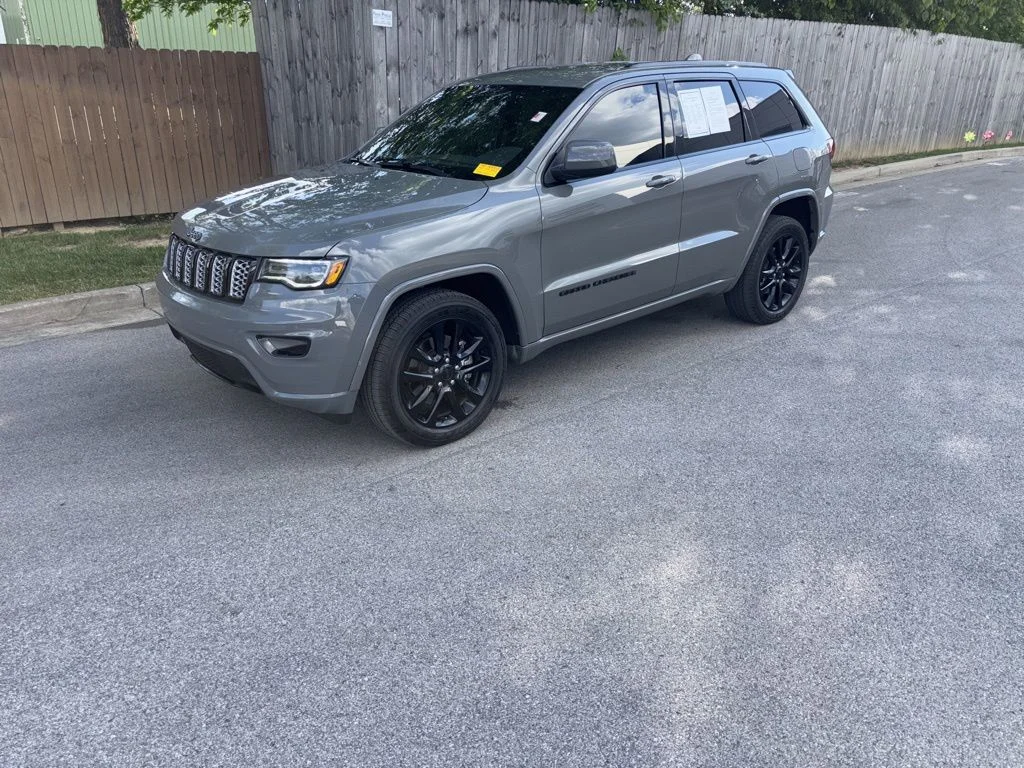 2021 Jeep Grand Cherokee Laredo X 4WD's photo
