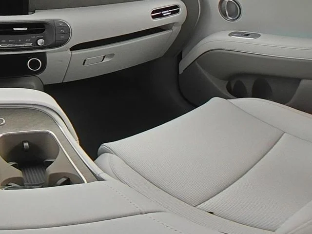 New 2026 Blue Hyundai SEL Premium image 38