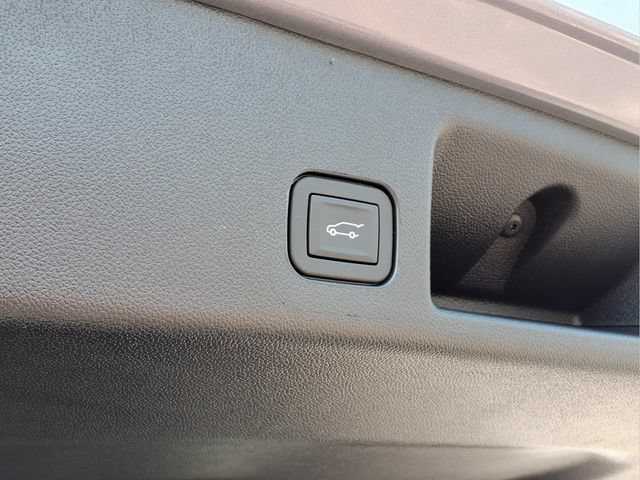 New 2026 Galaxy Gray Metallic Chevrolet LT image 20